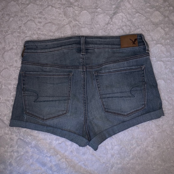 American Eagle High Rise shorts - Picture 3 of 3